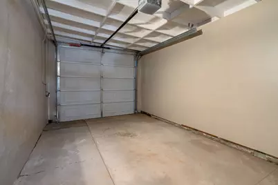 8845 Kelsey Drive, Elk Grove, CA 95624 - Photo 40