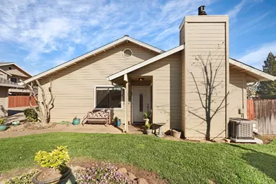 1927 S Mills Avenue #3, Lodi, CA 95242 - Photo 2