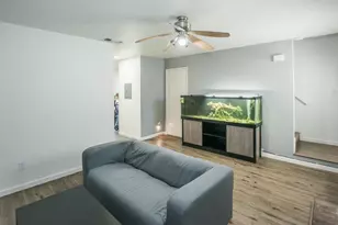 9141 Newhall Dr, Sacramento, CA 95826 - Photo 8