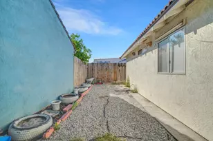 1227 Windsor Ct, Turlock, CA 95380 - Photo 24