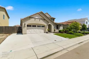 1632 Banister Ln, Manteca, CA 95337 - Photo 2