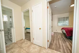 5250 Alcott Dr, Sacramento, CA 95820 - Photo 12