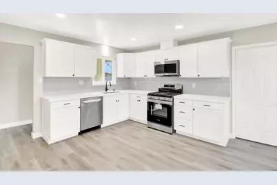 1900 Ellison Drive, Modesto, CA 95355 - Photo 8