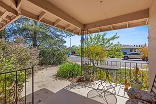 1581 Valley View Dr, Yuba City, CA 95993 - Photo 4