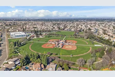 5967 Leonardo Way, Elk Grove, CA 95757 - Photo 18