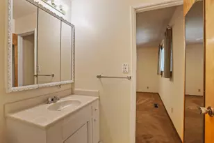 811 E C St, Oakdale, CA 95361 - Photo 28