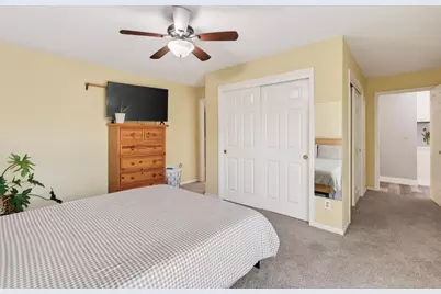 552 W 4th Street, Tracy, CA 95376 - Photo 22