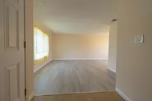 3221 Saturn Dr, Sacramento, CA 95827 - Photo 4