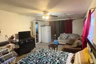 271 W Almy Ave, Fresno, CA 93706 - Photo 8