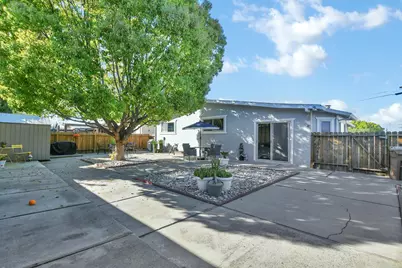 734 Oak Street, Brentwood, CA 95413 - Photo 22