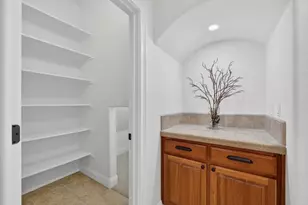 1096 Elsworth Way, Folsom, CA 95630 - Photo 16