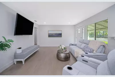 3721 Whitney Avenue, Sacramento, CA 95821 - Photo 4