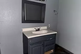 4613 B Pkwy, Sacramento, CA 95823 - Photo 20