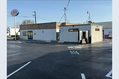 107 W Pacheco Boulevard, Los Banos, CA 93635 - Photo 1