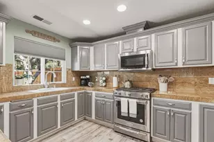1201 W Donna Dr, Merced, CA 95348 - Photo 4
