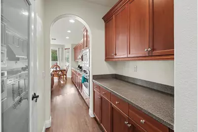 6829 Salvaterra Circle, Elk Grove, CA 95757 - Photo 18