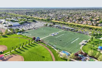 6829 Salvaterra Circle, Elk Grove, CA 95757 - Photo 68