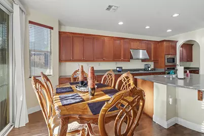 6829 Salvaterra Circle, Elk Grove, CA 95757 - Photo 14