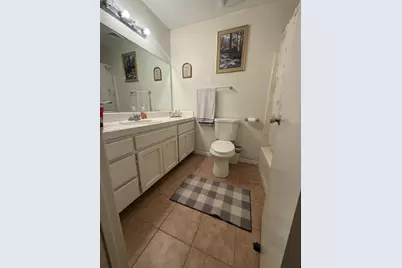 558 Cedarwood Court, Los Banos, CA 93635 - Photo 12