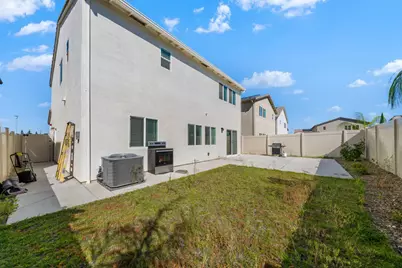 7664 Walpole Way, Elk Grove, CA 95758 - Photo 26