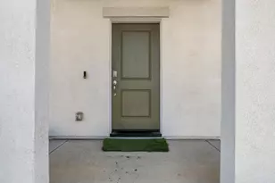 7664 Walpole Wy, Elk Grove, CA 95758 - Photo 2