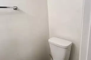 5682 Hillsdale Blvd, Sacramento, CA 95842 - Photo 18