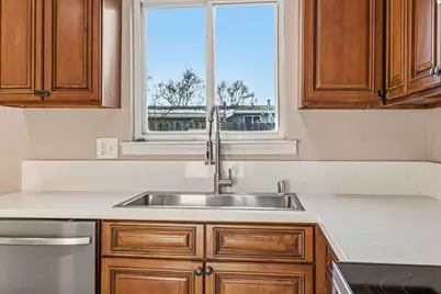 6121 Greenfield Lane, Stockton, CA 95207 - Photo 10