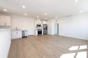 94 W San Diego Dr, Tracy, CA 95391 - Photo 28