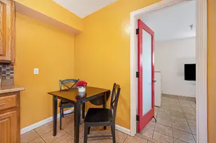 1513 Greenhills Rd, Sacramento, CA 95864 - Photo 8