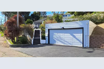 8019 Sterling Drive, Oakland, CA 94605 - Photo 6