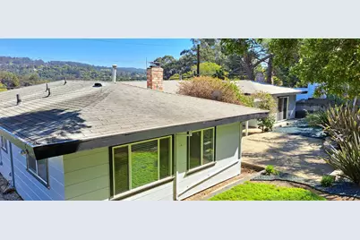 8019 Sterling Drive, Oakland, CA 94605 - Photo 16