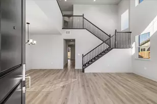 2041 Zane Way, Turlock, CA 95382 - Photo 6