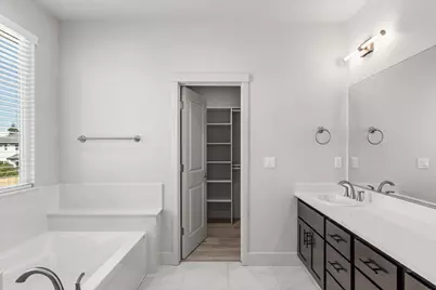 2041 Zane Way, Turlock, CA 95382 - Photo 72