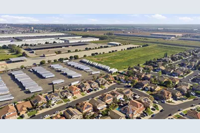 467 Calcite Avenue, Lathrop, CA 95330 - Photo 38