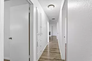 209 Tokay Ave, Modesto, CA 95350 - Photo 12