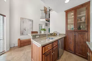 4850 St Augustine Dr, Elk Grove, CA 95758 - Photo 8