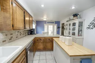 6605 Narcisco Way, Hughson, CA 95326 - Photo 4