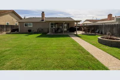 6605 Narcisco Way, Hughson, CA 95326 - Photo 38