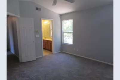 9572 S Coast Lane, Elk Grove, CA 95758 - Photo 12