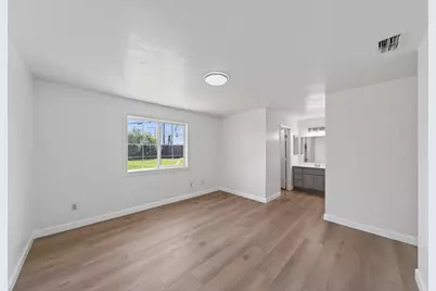 8033 Renton Way, Sacramento, CA 95828 - Photo 36