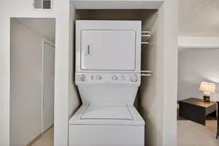 5899 Bamford Dr, Sacramento, CA 95823 - Photo 26