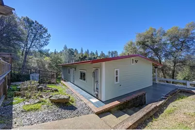 16190 Rolling Oaks Court, Fiddletown, CA 95629 - Photo 10