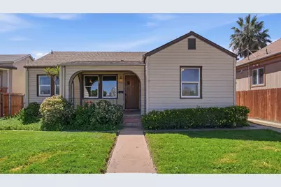323 H Street, Los Banos, CA 93635 - Photo 1