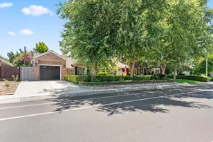 3120 American River Dr, Sacramento, CA 95864 - Photo 6