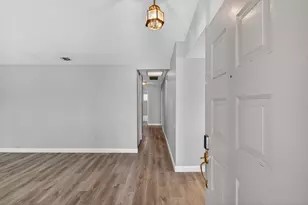 1632 Klamath River Dr, Rancho Cordova, CA 95670 - Photo 14