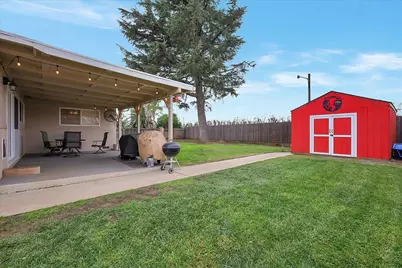 2037 S Geo Wash Boulevard, Yuba City, CA 95993 - Photo 16
