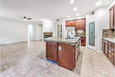 5716 Alder Bridge Court, Elk Grove, CA 95757 - Photo 8