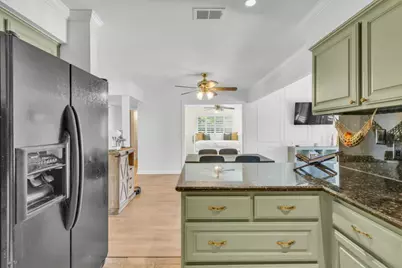 7921 Arcade Lake Ln, Citrus Heights, CA 95610 - Photo 10