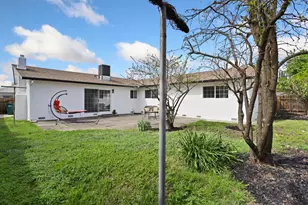 8734 Hermosa Ct, Stockton, CA 95210 - Photo 28