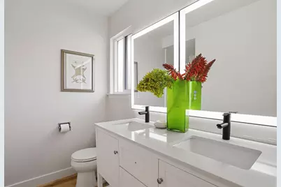 8734 Hermosa Court, Stockton, CA 95210 - Photo 18